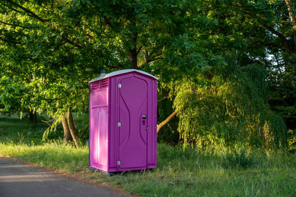 Best Porta potty rental near me  in Essexville, MI